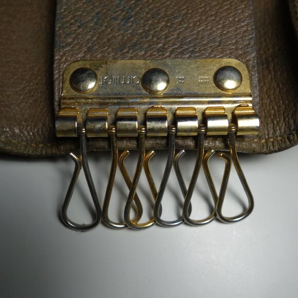 Vintage Gucci GG Monogram 6 Ring Key Holder Made In Italy, Sz 2.75 in x 3.75 in - Picture 10 of 16